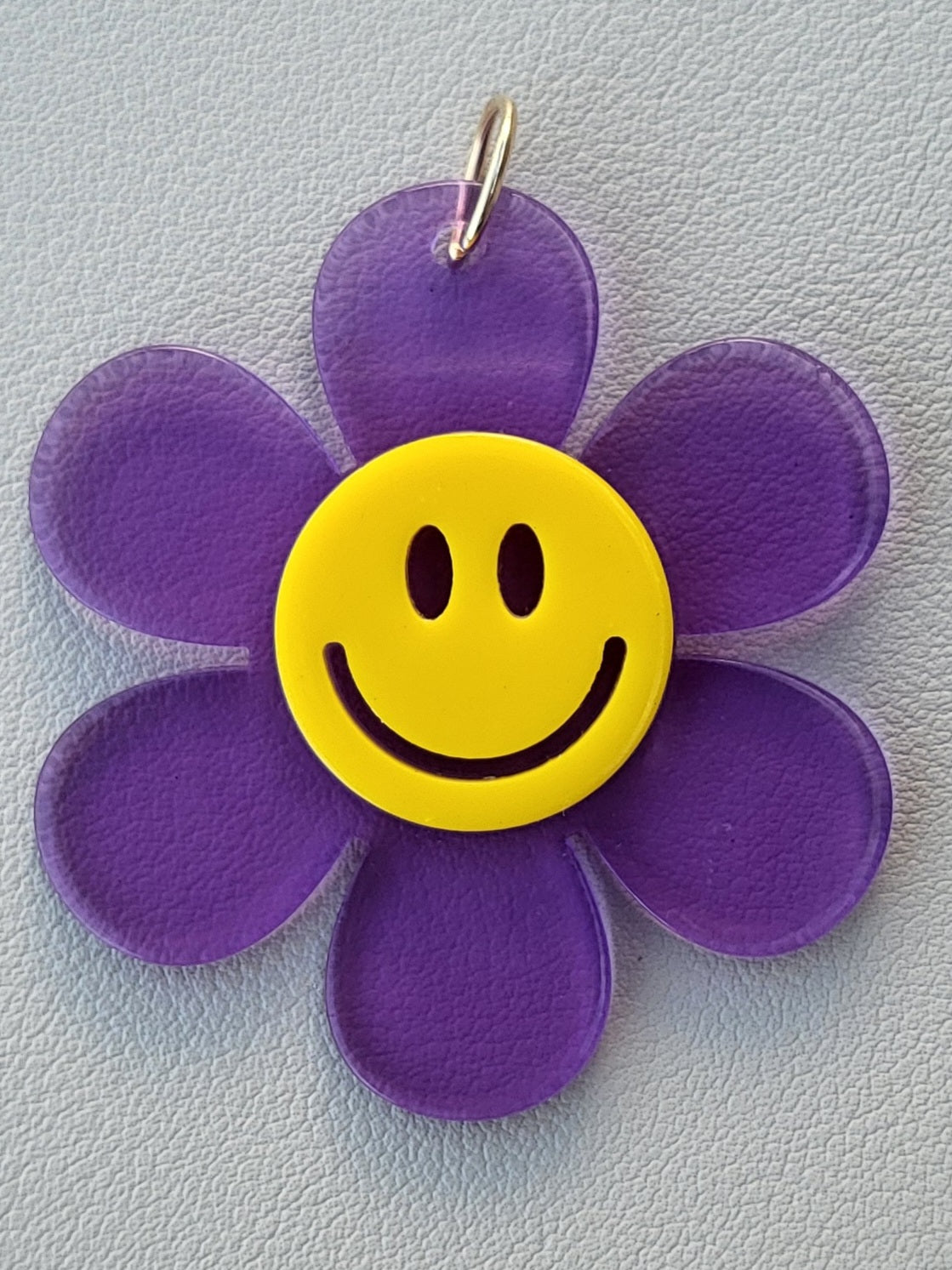 Smily flower keychain