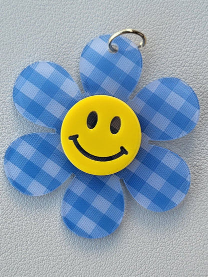 Smily flower keychain