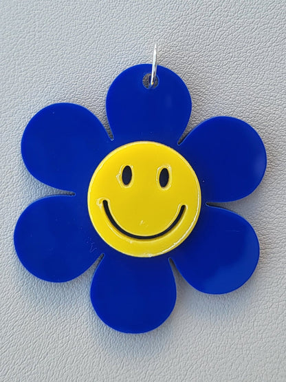 Smily flower keychain