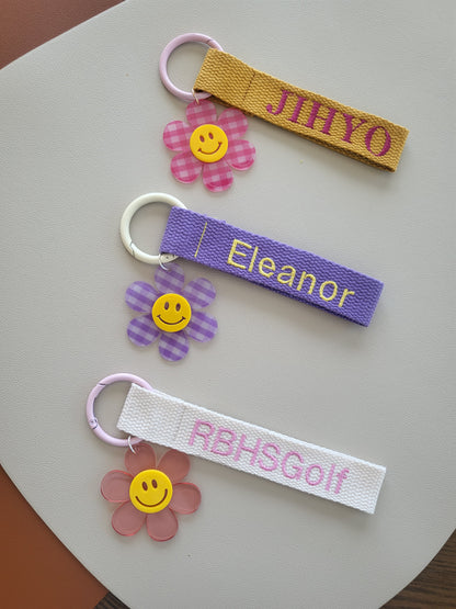 Embroidery nametag + Smily flower