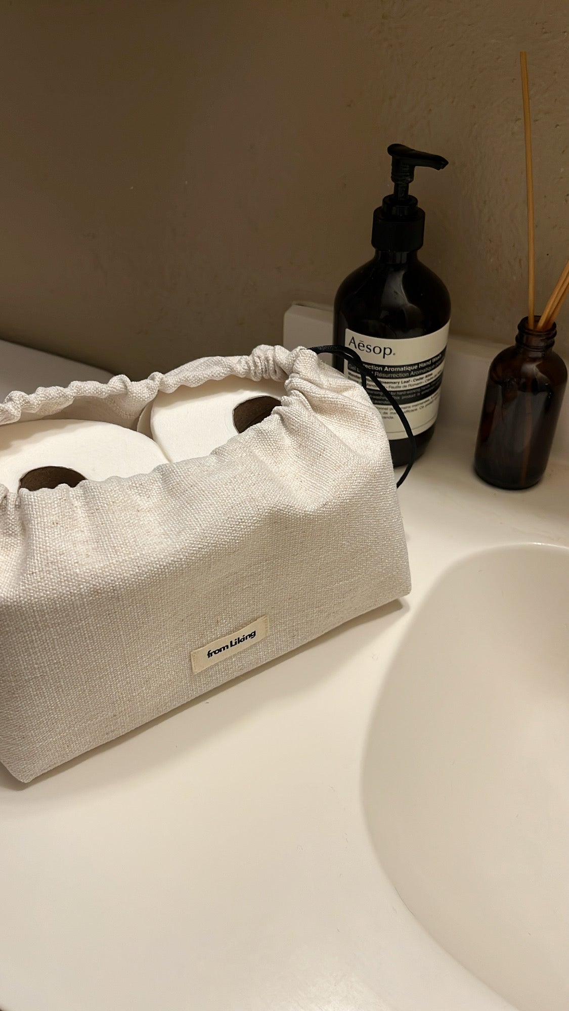 Fabric Tissue Box Cover – Minimalist Linen Style, Drawstring Design