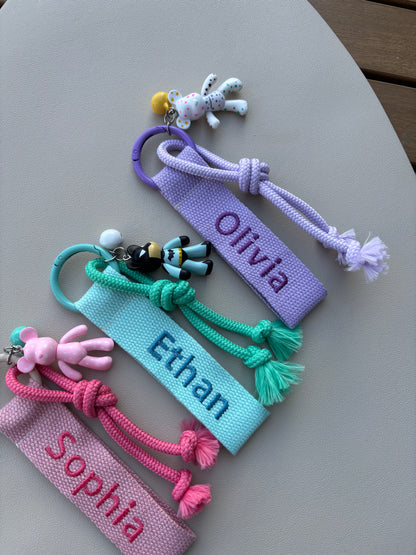 Embroidery nametag+ Brickbear charm