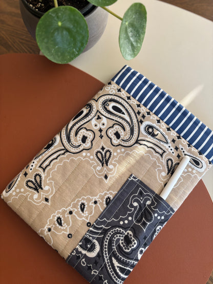 Bandana Slide-In Quilted Laptop Case