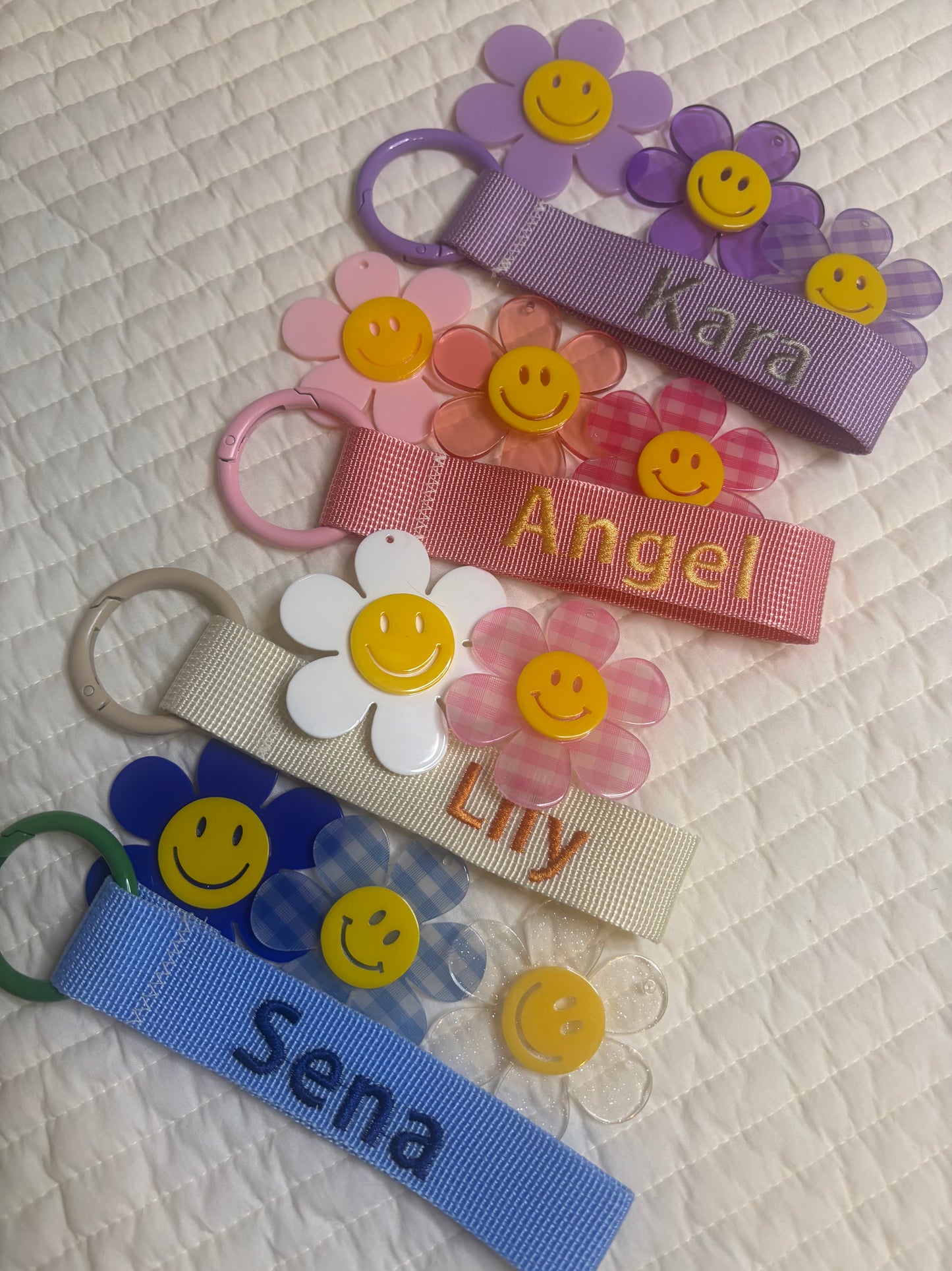 Embroidery nametag + Smily flower